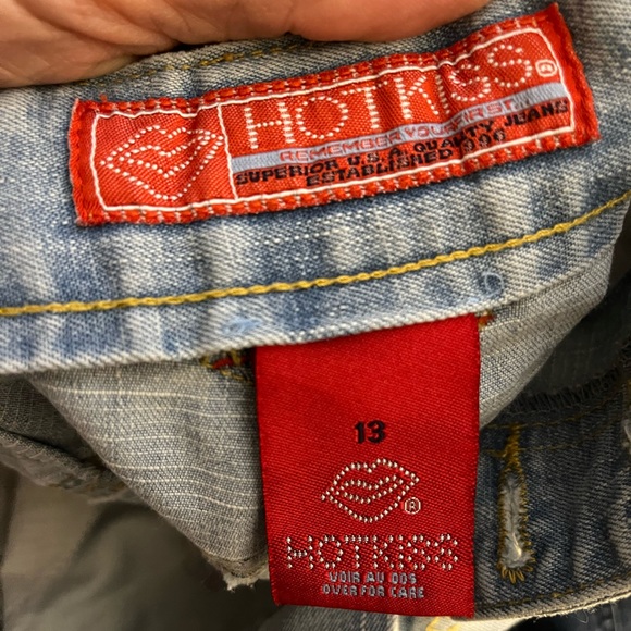 HotKiss - Picture 3 of 3